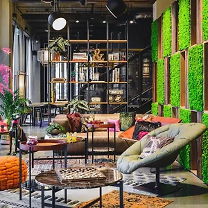 Moxy Airport 3*, Poznan Polonia
